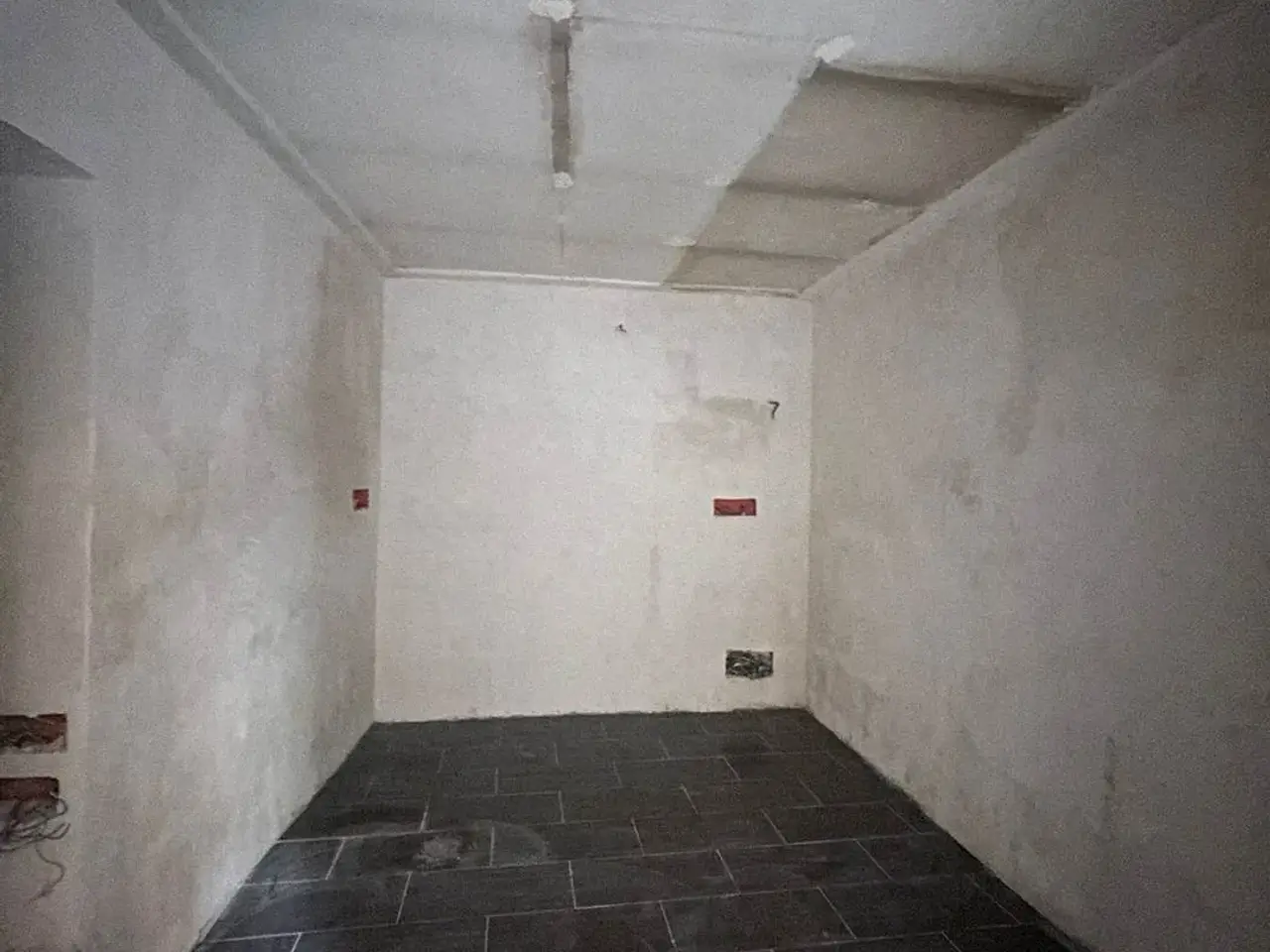 Negozio in Vicolo Guaiferio Salerno, Salerno, {3} - Foto 2