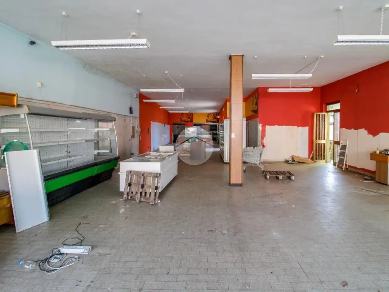 Negozio in Via Cesare Balbi 11, Ospedaletto Lodigiano, {3} - Foto 2
