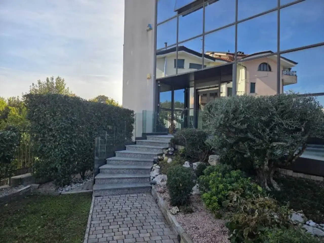 Capannone in Via Monte Leone, Gallarate, {3} - Foto 2