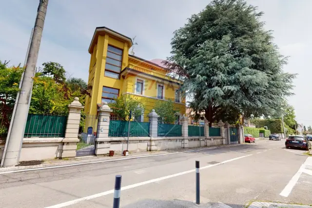 Casa indipendente in Via Gorizia 34, Bovisio-Masciago - Foto 1