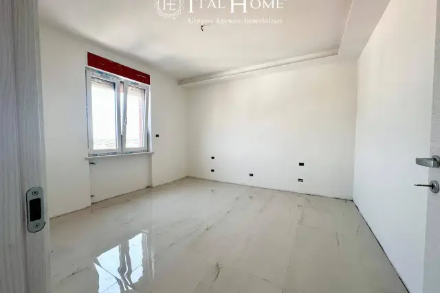 3-room flat in Via Garofoli, San Giovanni Lupatoto - Photo 1