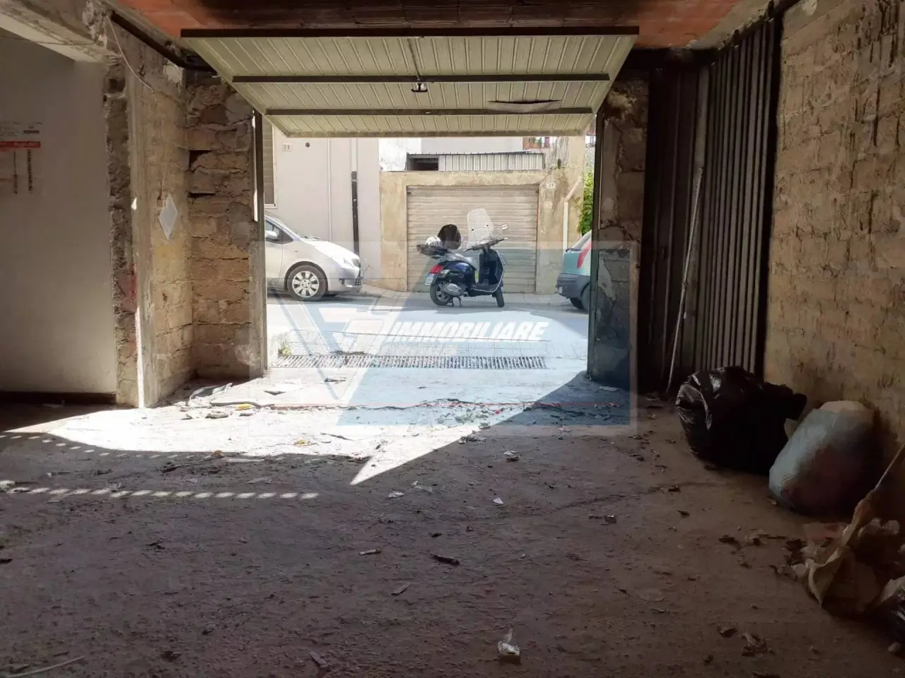 Parcheggio chiuso in , Priolo Gargallo, {3} - Foto 1