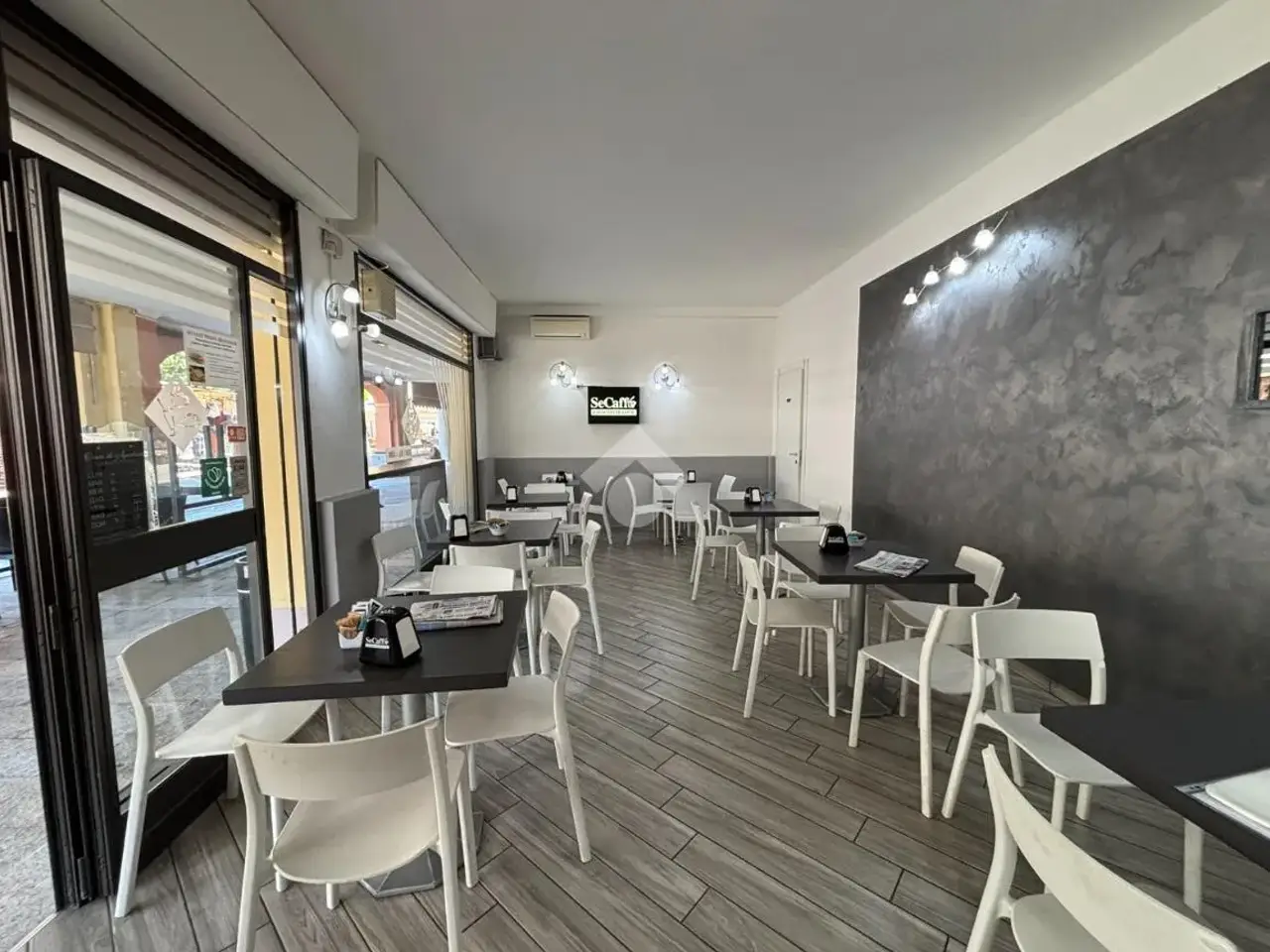 Negozio in Corso Umberto I 43, San Martino In Rio, {3} - Foto 2