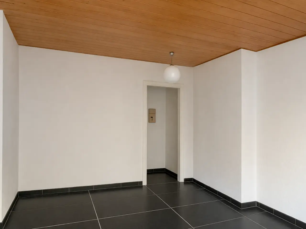 Palazzina commerciale in Via dei Mille 25r, Genova, {3} - Foto 2