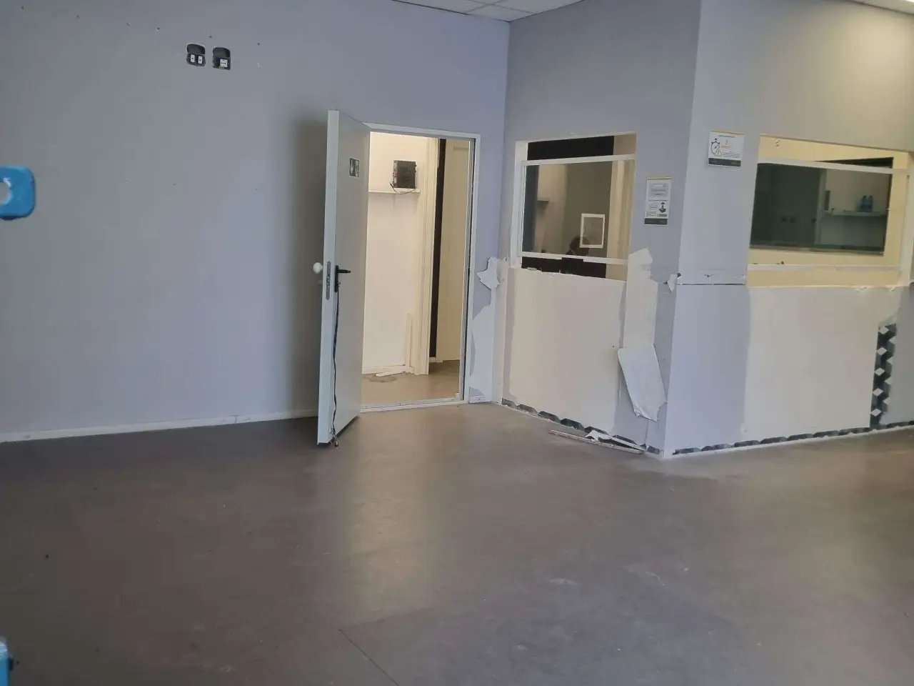 Negozio in Via Nuovaluce, Tremestieri Etneo, {3} - Foto 2