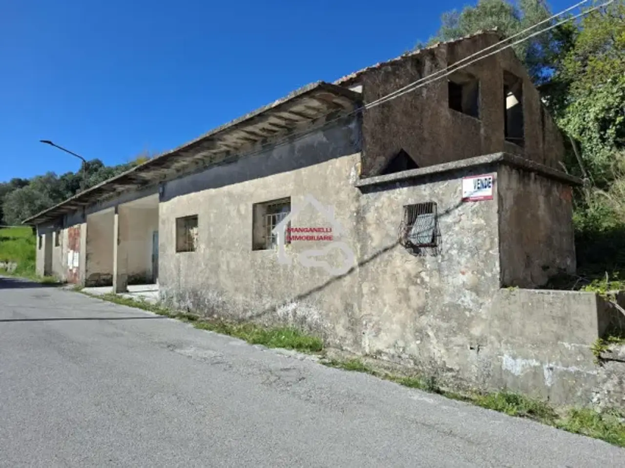 Magazzino in Via Vincenzo Rinaldi, Lustra, {3} - Foto 2