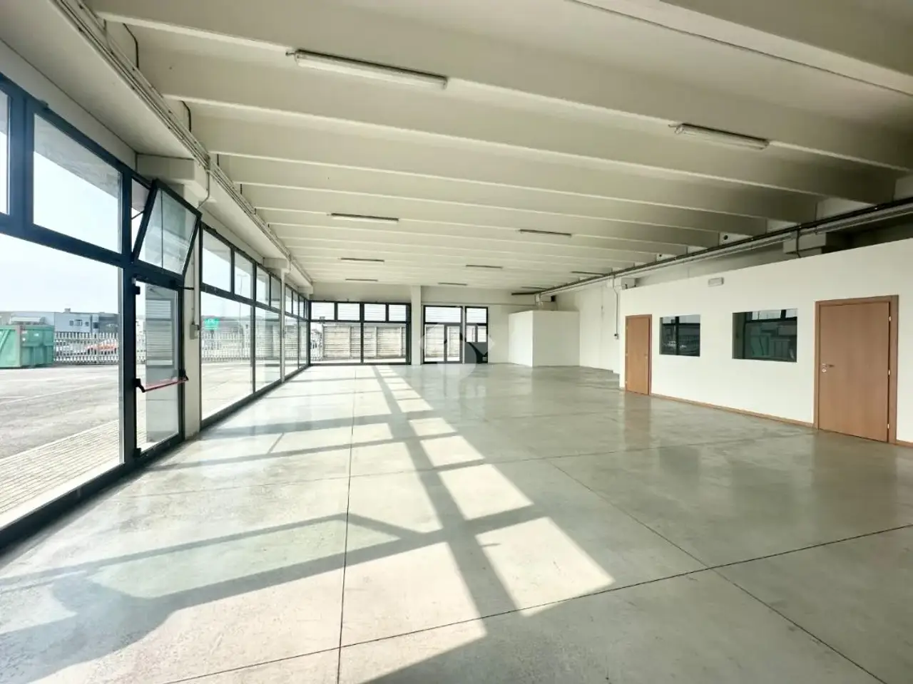 Negozio in Via Vicenza 30, Vedelago, {3} - Foto 1