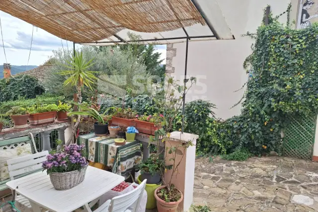 2-room flat in Via San Martino a Quona, Pontassieve - Photo 1