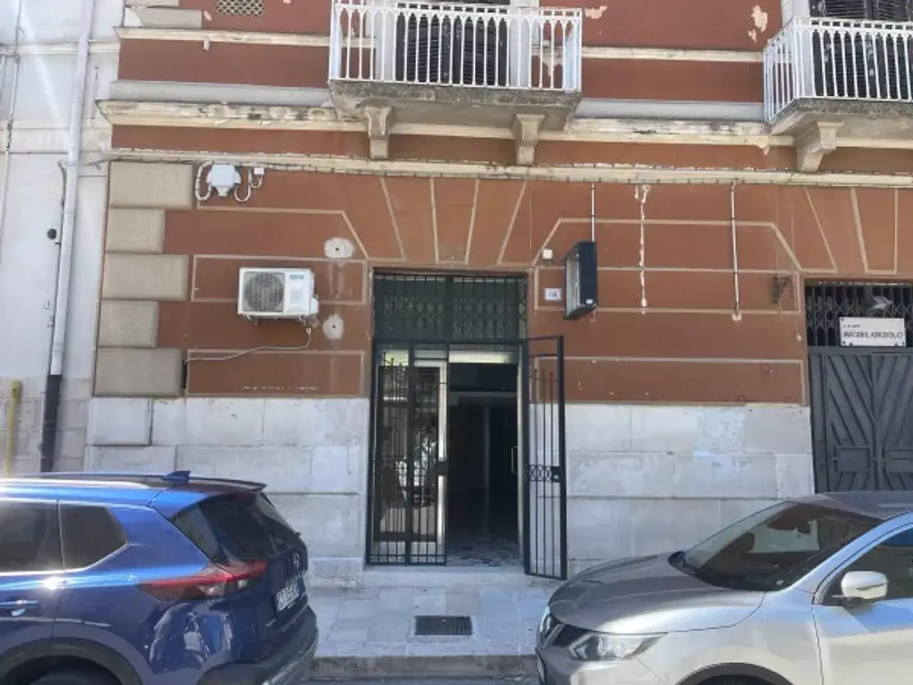 Negozio in Via Giovanni Bovio, Trani, {3} - Foto 1
