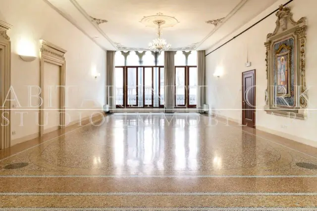 main gallery real estate image