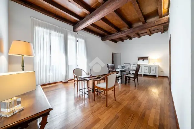 Quadrilocale in vendita, Vicolo Riva San Lorenzo 4, Verona - Foto 1