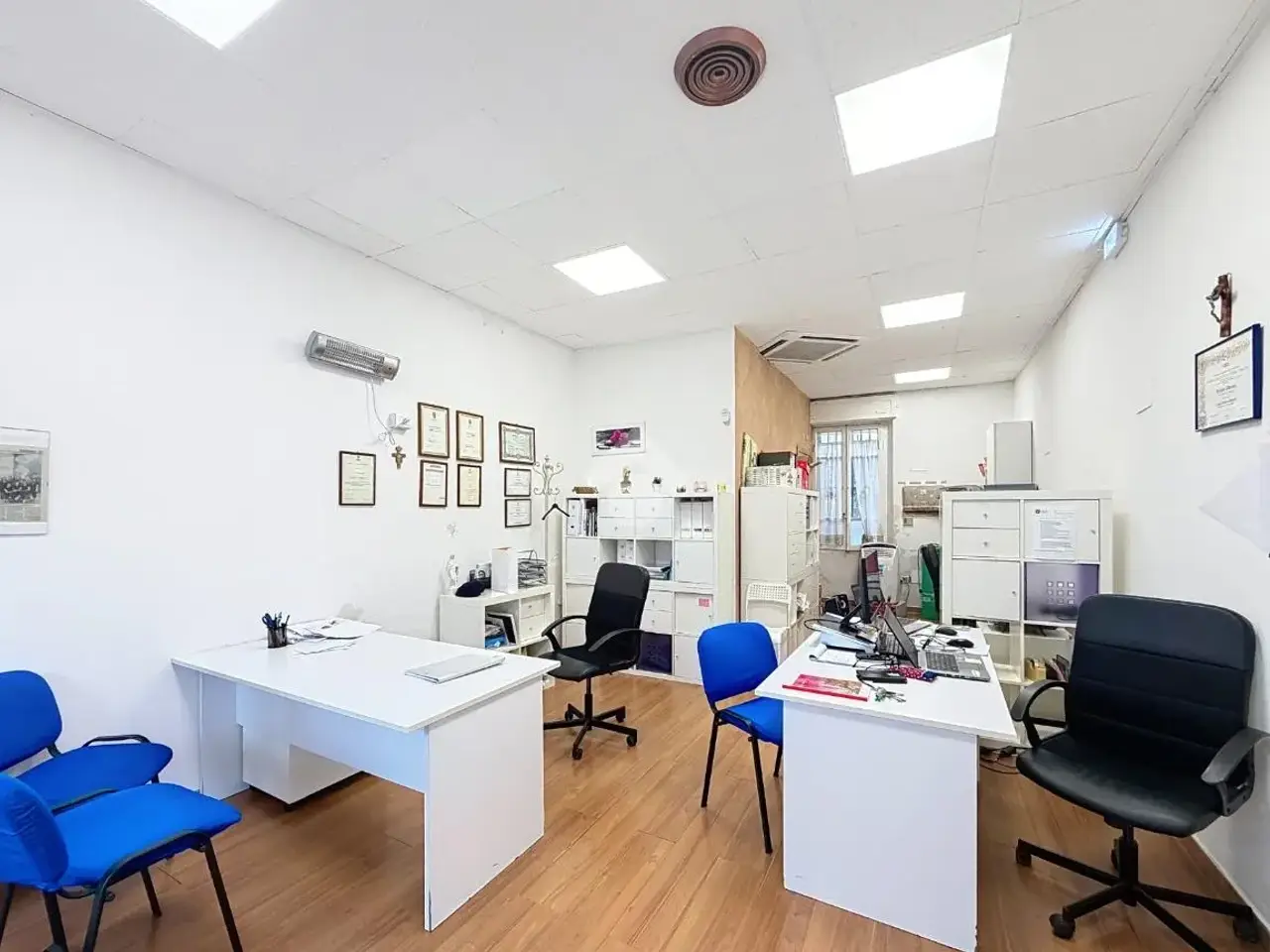 Negozio in Via Aurelia 281, Rosignano Marittimo, {3} - Foto 2