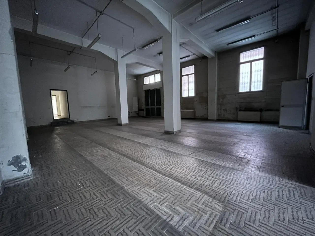 Laboratorio in Via Emilia Ponente, Bologna, {3} - Foto 2
