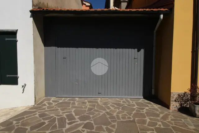 insertion image