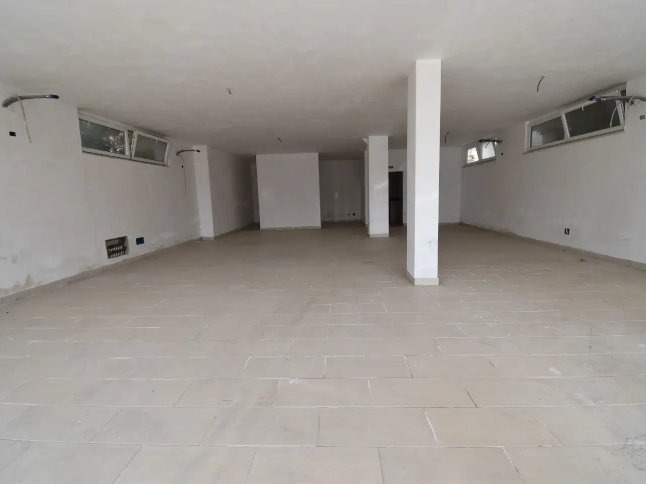 Negozio in Via Nazionale Serrone 31, Atena Lucana, {3} - Foto 2