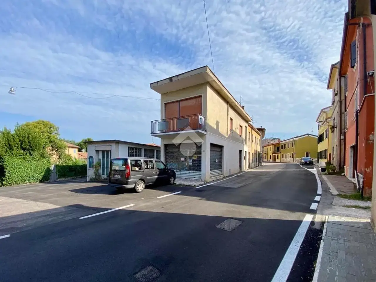 Negozio in Via Ponte 32, Sant'Ambrogio Di Valpolicella, {3} - Foto 1