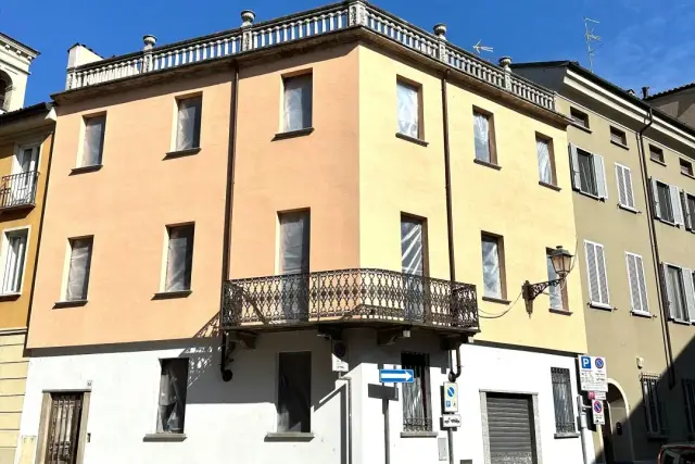 Palazzo in Via Paleologi 20, Casale Monferrato - Foto 1