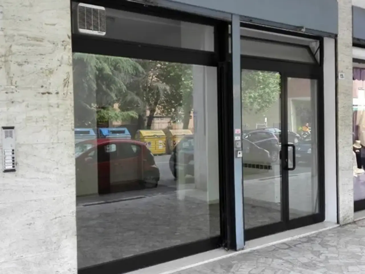 Negozio in Via delle Ville 1 487, Lucca, {3} - Foto 1