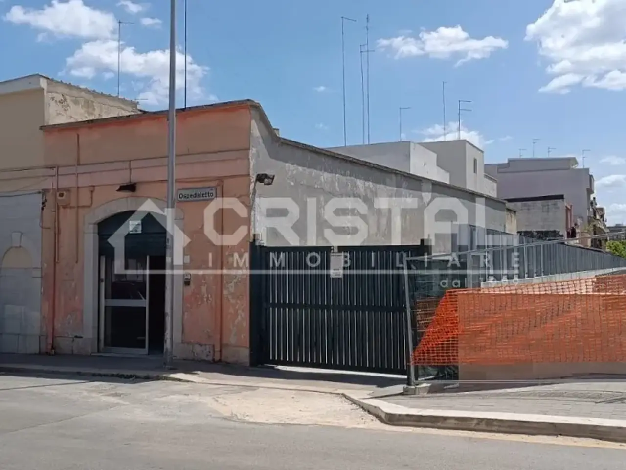 Palazzina commerciale in Via Ospedaletto 1, Andria, {3} - Foto 1