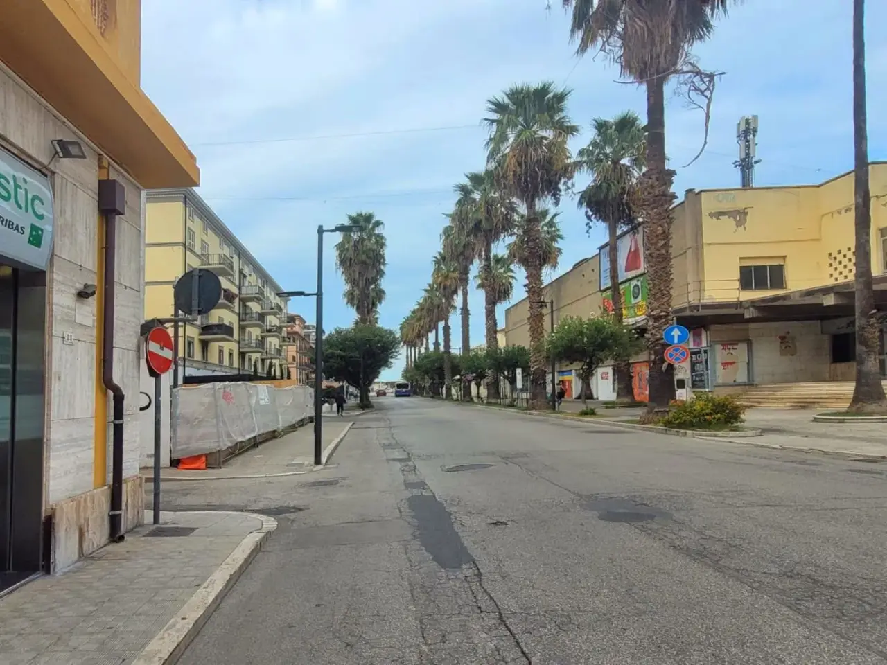 Negozio in Via Gramsci, San Benedetto Del Tronto, {3} - Foto 2
