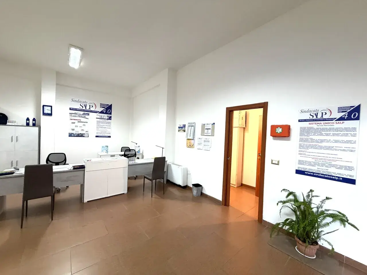 Ufficio in Via Salvatore Moccia 2, Avellino, {3} - Foto 2