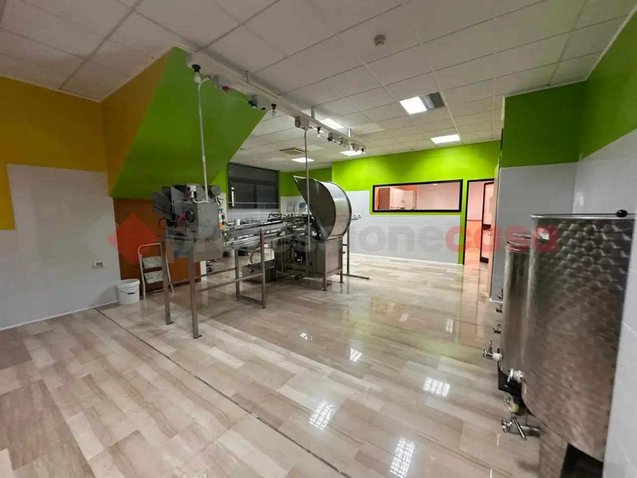Laboratorio in Via Cavour  447, Avezzano, {3} - Foto 1