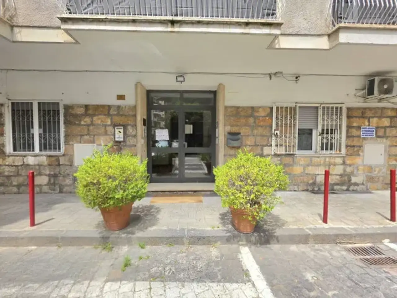Magazzino in Viale Michelangelo, Napoli, {3} - Foto 2