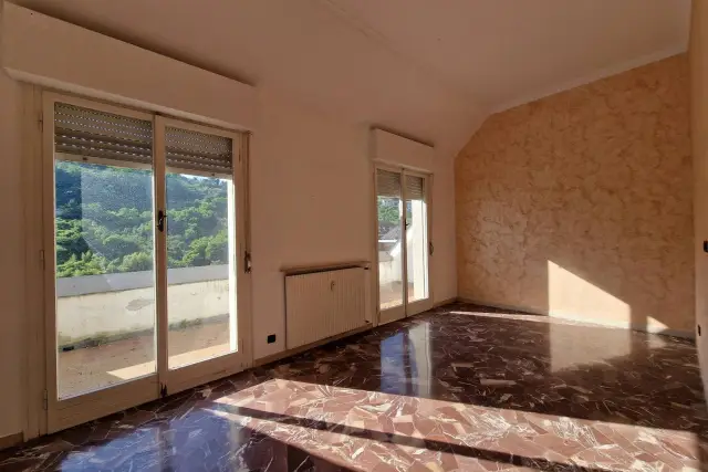 Penthouse in Via Fratelli Canepa, Serra Riccò - Foto 1