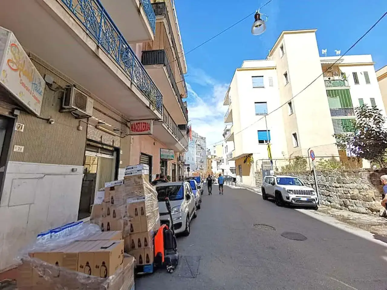 Negozio in Negozio Via Galeno 75, Castellammare Di Stabia, {3} - Foto 1