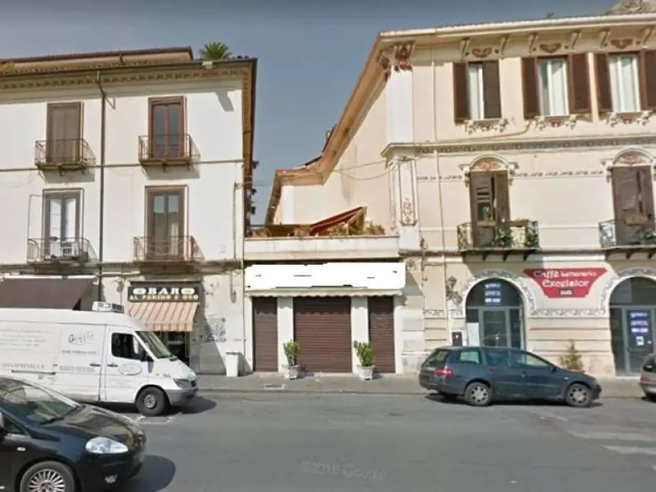Negozio in Piazza Giacomo Matteotti, 87100, Cosenza, Cosenza, {3} - Foto 1