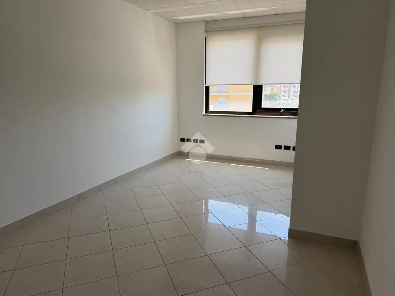 Ufficio in Via del Mare 42, Pomezia, {3} - Foto 2