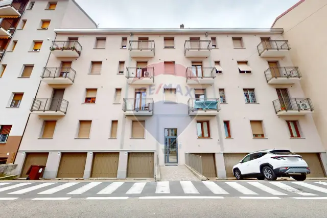 2-room flat in Via Gramsci 53, Vimodrone - Photo 1