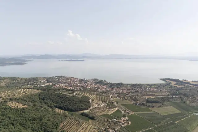 Gehöft in Via Cappuccini 1, Passignano sul Trasimeno - Foto 1