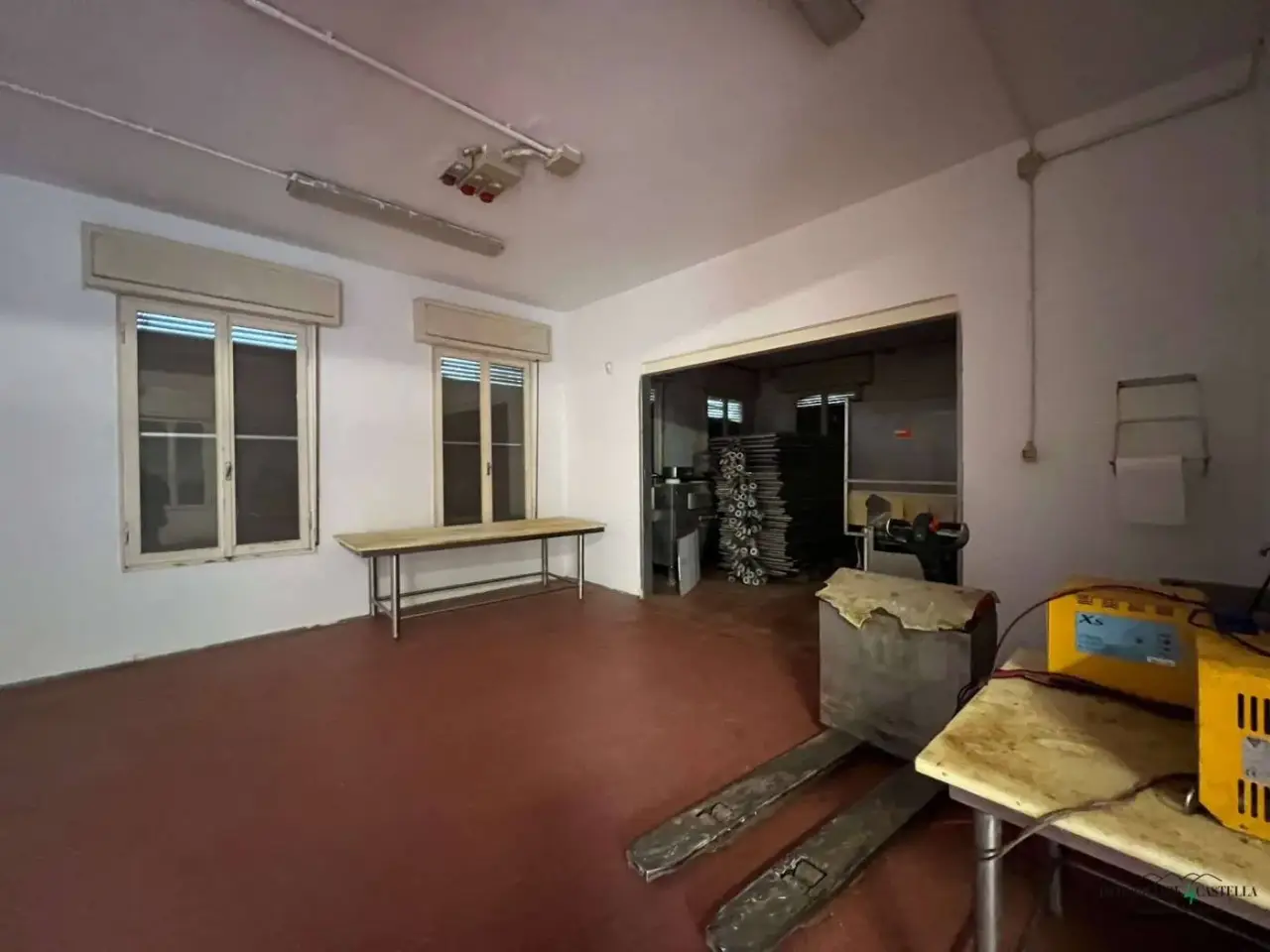 Laboratorio in , Canossa, {3} - Foto 1