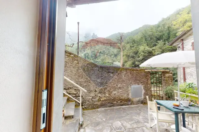 Casa indipendente in Via Monte Forato 35, Stazzema - Foto 1