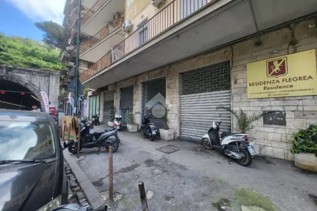 Negozio in affitto, Via Caio Duilio 4, Napoli - Foto 1