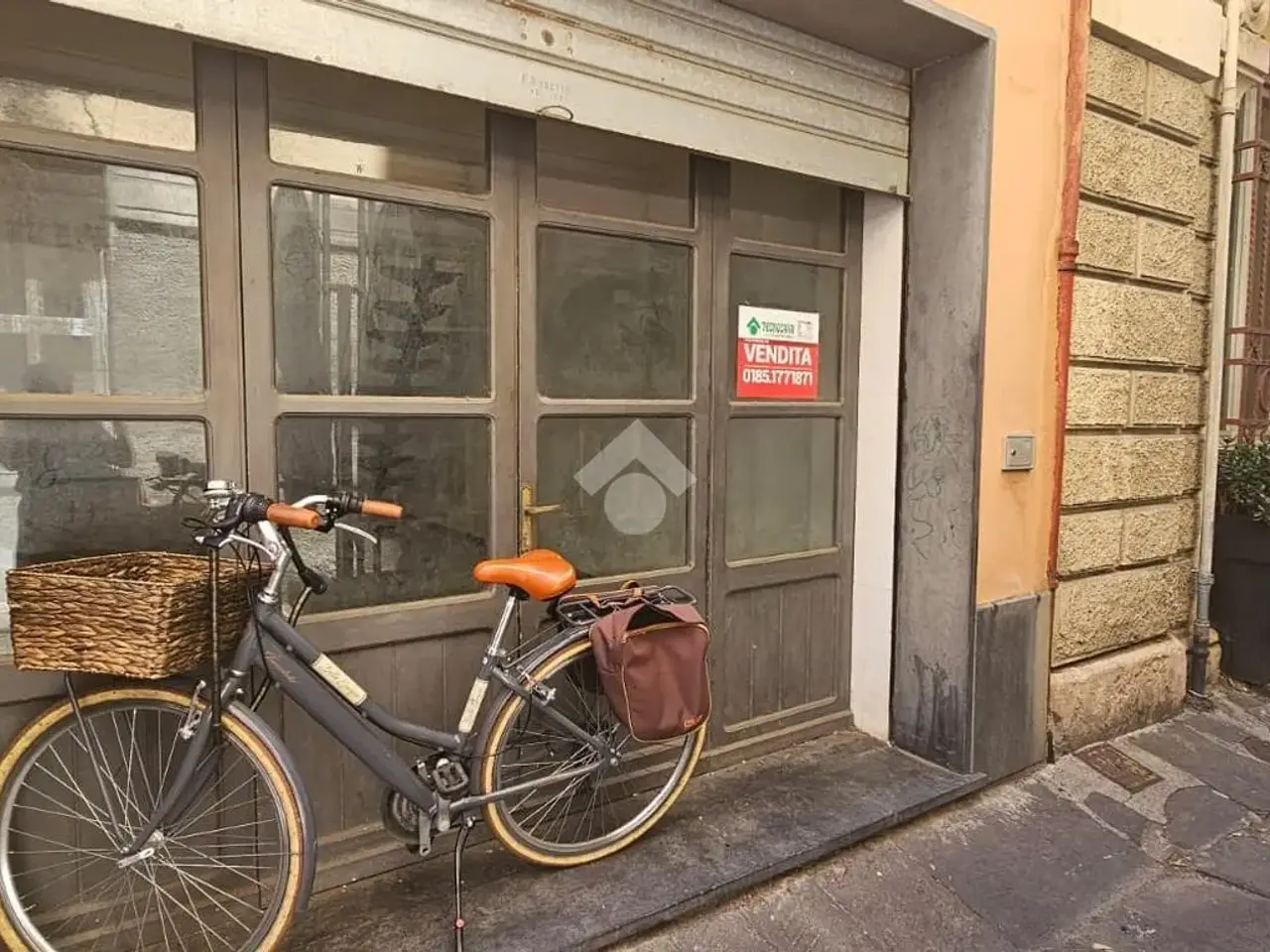 Negozio in Vico dei Cogorno, Chiavari, {3} - Foto 1