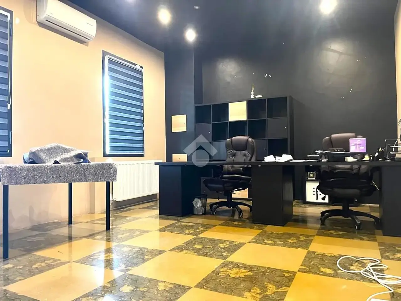Ufficio in Via Giuseppe Meazza 52, Parma, {3} - Foto 1