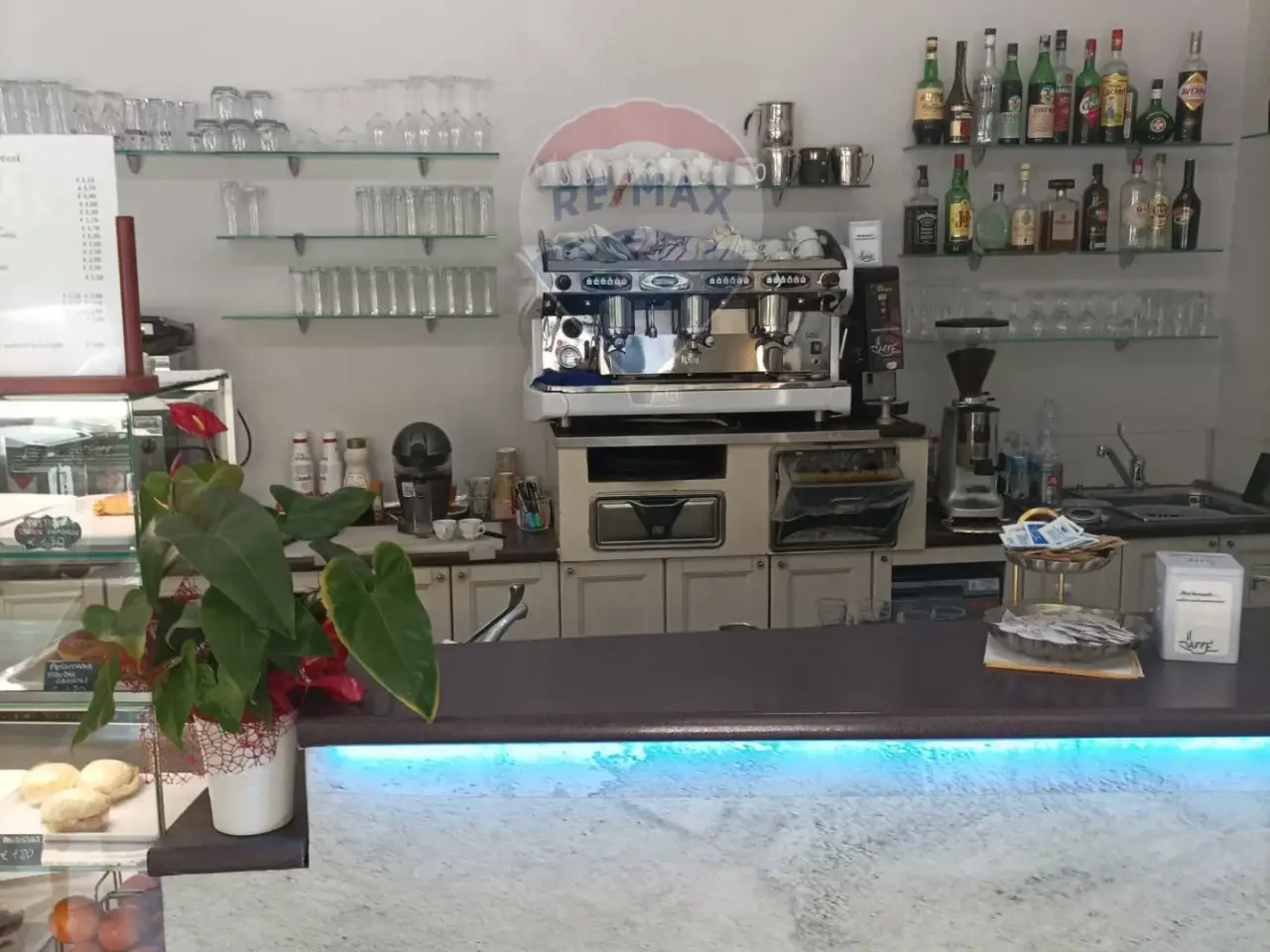 Bar in Corso Spezia 29, Torino, {3} - Foto 1