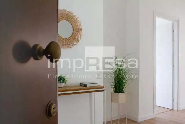 insertion image