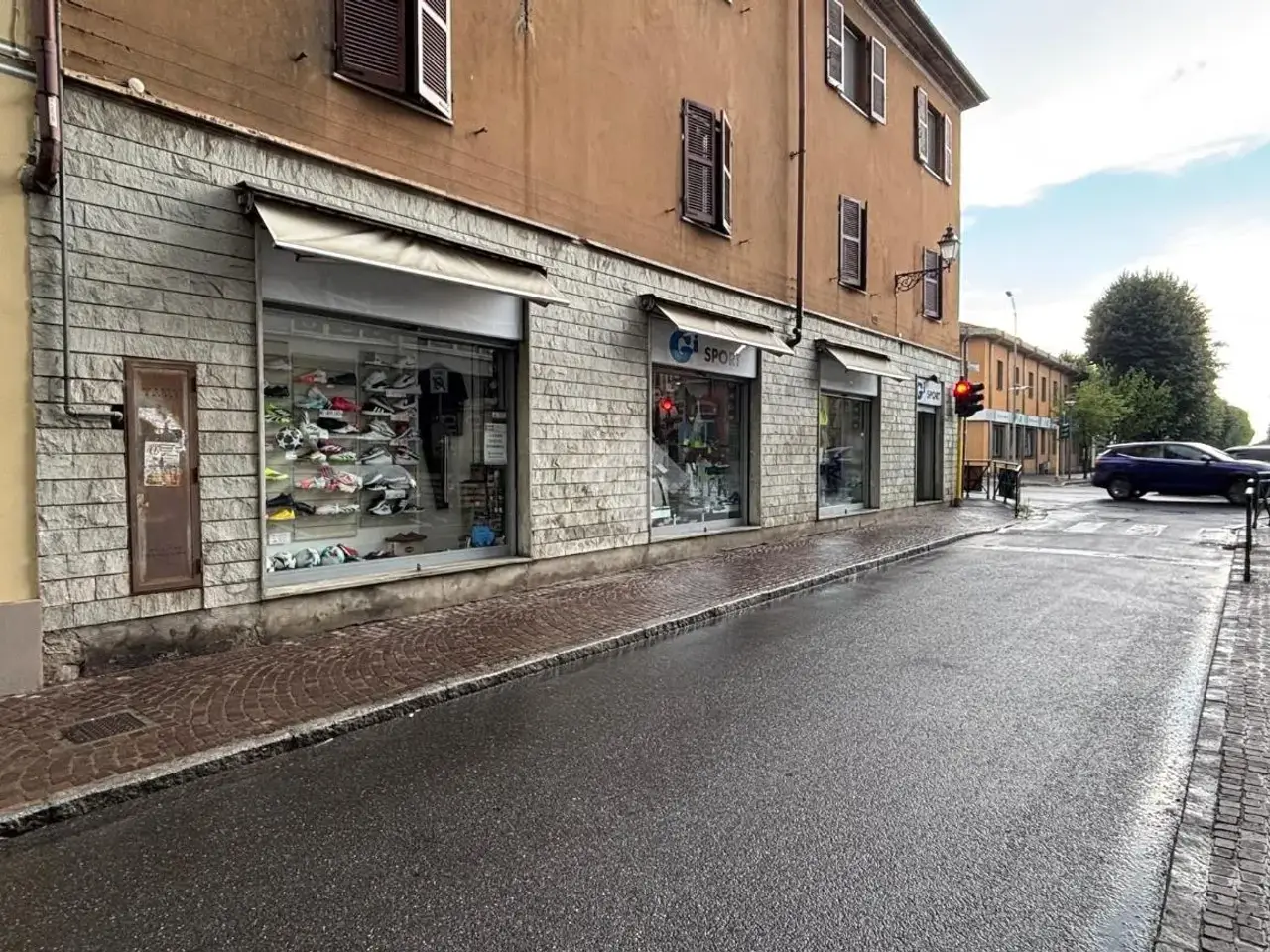 Negozio in Corso Giuseppe Romita 19, Tortona, {3} - Foto 2