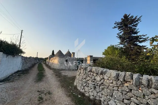 Country house or cottage in Strada Monache, Martina Franca - Photo 1