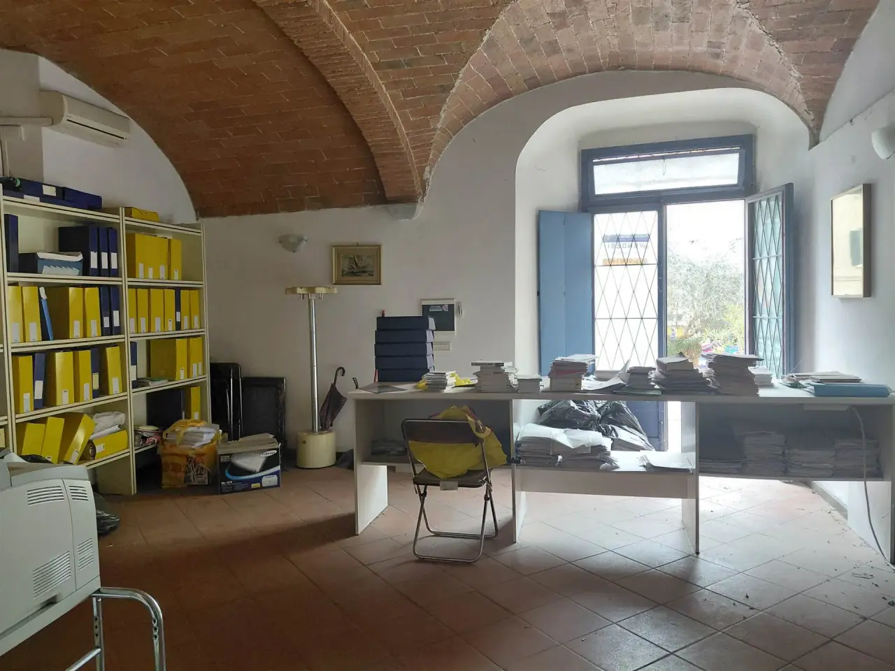 Negozio in , Montelupo Fiorentino, {3} - Foto 1