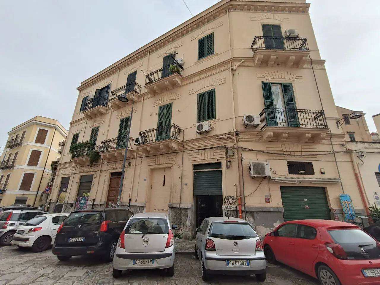 Negozio in Corso Domenico Scinà 115, Palermo, {3} - Foto 1