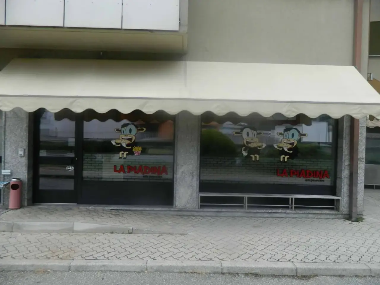 Locale commerciale in Via Samaden, Sondrio, Sondrio, Sondrio, {3} - Foto 2