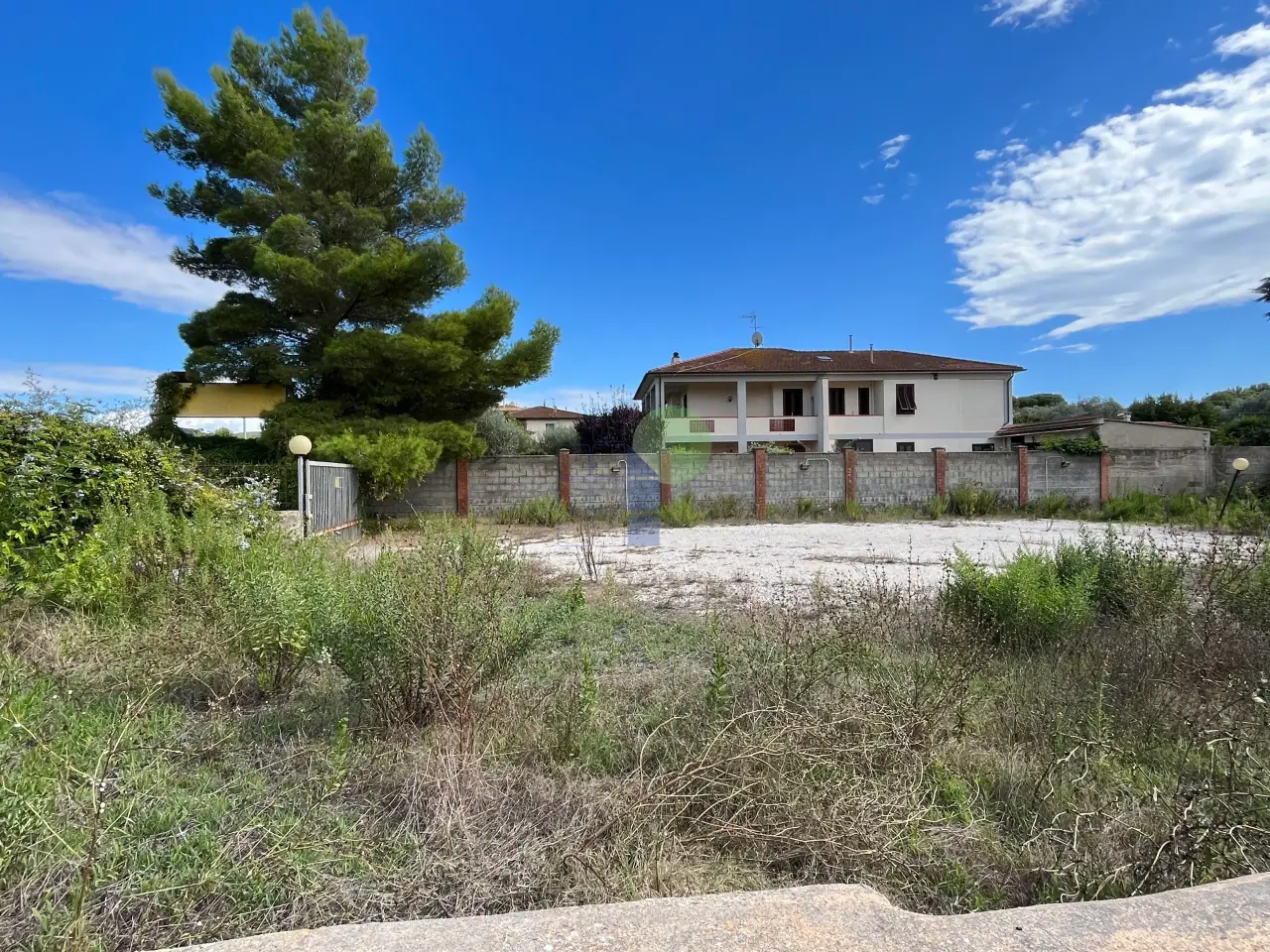 Palazzina commerciale in Via di Montenero, Livorno, {3} - Foto 1