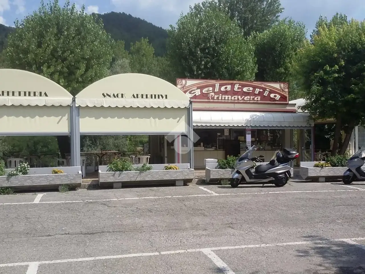 Negozio in Via Lavino 2, Monte San Pietro, {3} - Foto 1