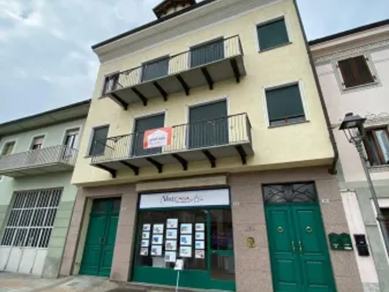 Ufficio in Piazza San Bernardino 30, Canale, {3} - Foto 1