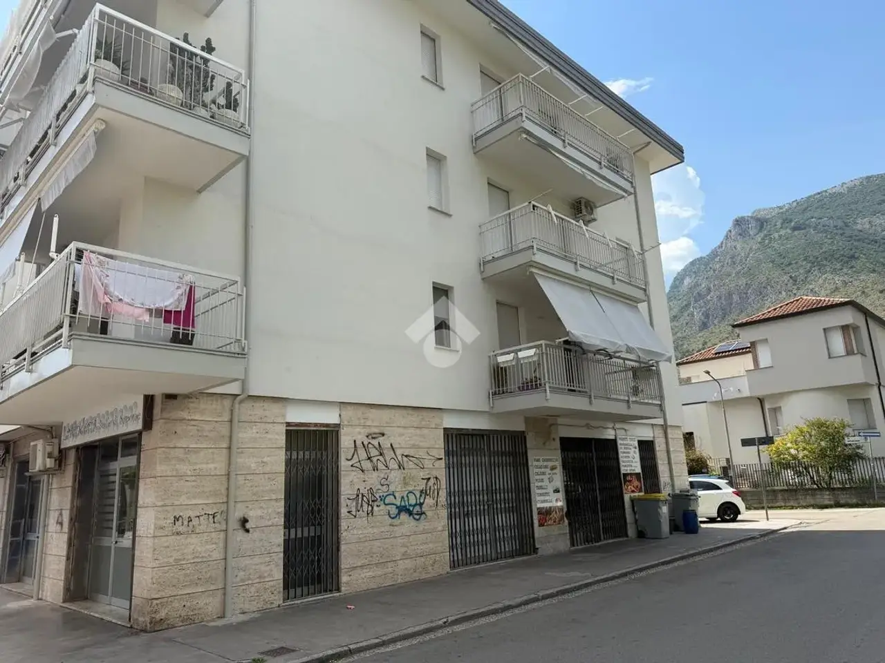Negozio in Via Raffaello Sanzio 72, Venafro, {3} - Foto 2