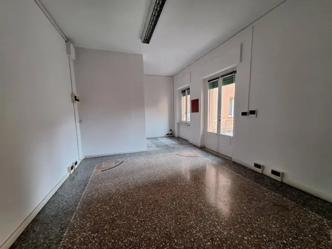 Ufficio in Via 4 Novembre, Piacenza, {3} - Foto 2